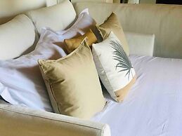 Stylish Luxury Loft Sleeps 4 San Gimignano Tuscany