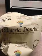 Stylish Luxury Loft Sleeps 4 San Gimignano Tuscany