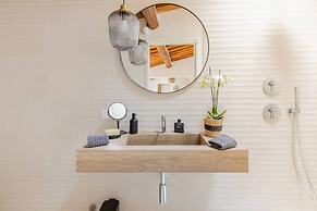 Stylish Luxury Loft Sleeps 4 San Gimignano Tuscany