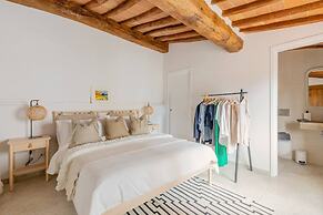 Stylish Luxury Loft Sleeps 4 San Gimignano Tuscany