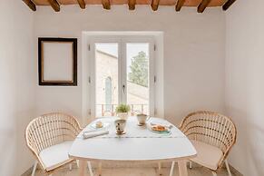 Stylish Luxury Loft Sleeps 4 San Gimignano Tuscany