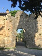 Stylish Luxury Loft Sleeps 4 San Gimignano Tuscany