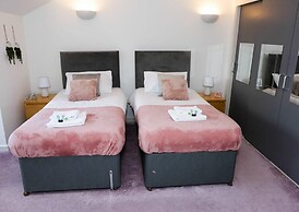 Blue Apartment in Peterborough