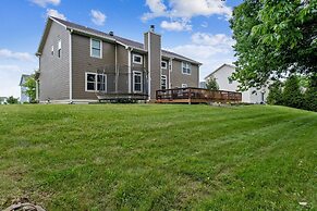 Incredibly Spacious Carmel Home With Fully Equipped Kitchen - 4700 Sq 