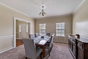 Incredibly Spacious Carmel Home With Fully Equipped Kitchen - 4700 Sq 