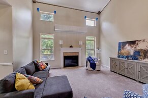 Incredibly Spacious Carmel Home With Fully Equipped Kitchen - 4700 Sq 