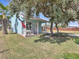 Fisherman's Inn 2 Bedroom Home by RedAwning