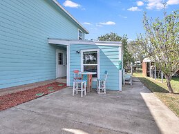 Fisherman's Inn 2 Bedroom Home by RedAwning