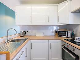 Pinewood Flat 5