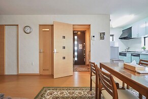 Urban City Hyakunincho