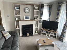 Beautiful 2 Bedroom Lodge With Stunning Views