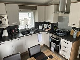 Beautiful 2 Bedroom Lodge With Stunning Views