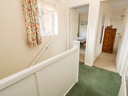 6 Heytesbury Road