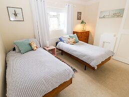 6 Heytesbury Road