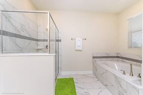 Bring The Whole Family Gate 9 Bedroom 5 Bath 9 Villa by Redawning