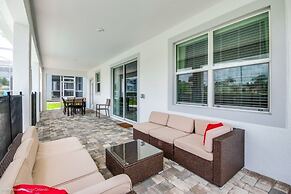 Bring The Whole Family Gate 9 Bedroom 5 Bath 9 Villa by Redawning