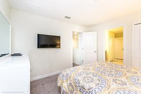 Bring The Whole Family Gate 9 Bedroom 5 Bath 9 Villa by Redawning