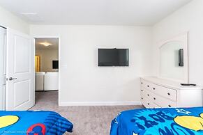 Bring The Whole Family Gate 9 Bedroom 5 Bath 9 Villa by Redawning