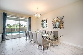 Bring The Whole Family Gate 9 Bedroom 5 Bath 9 Villa by Redawning