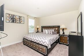 Bring The Whole Family Gate 9 Bedroom 5 Bath 9 Villa by Redawning