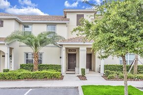 Storey Lake 4 Bed Townhome! 4 Bedroom Townhouse by Redawning