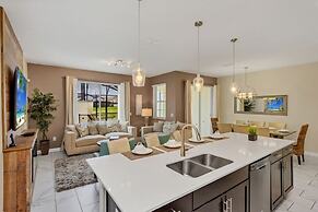 Storey Lake 4 Bed Townhome! 4 Bedroom Townhouse by Redawning