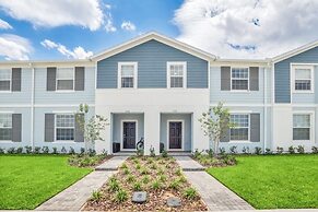 5 Bed Townhome! 5 Bedroom Townhouse by Redawning