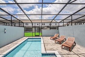 5 Bed Townhome! 5 Bedroom Townhouse by Redawning