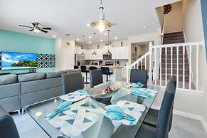 5 Bed Townhome! 5 Bedroom Townhouse by Redawning