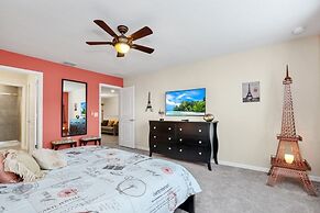 5 Bed Townhome! 5 Bedroom Townhouse by Redawning