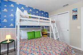 5 Bed Townhome! 5 Bedroom Townhouse by Redawning