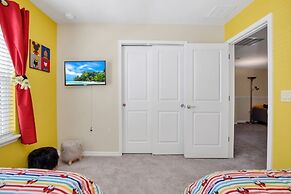 5 Bed Townhome! 5 Bedroom Townhouse by Redawning