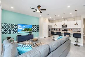 5 Bed Townhome! 5 Bedroom Townhouse by Redawning