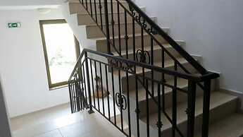 Immaculate Studio Apartment in Aleksandrovo