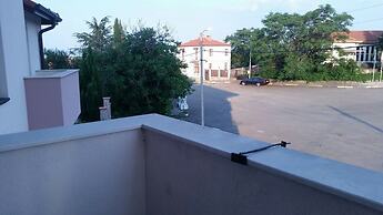 Immaculate Studio Apartment in Aleksandrovo