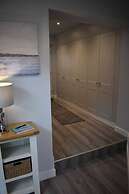 The View, Charming 2-bed Apartment in Shaftesbury,