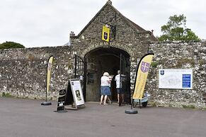 The View, Charming 2-bed Apartment in Shaftesbury,