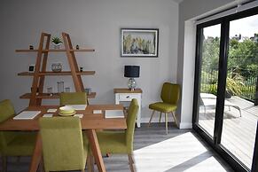 The View, Charming 2-bed Apartment in Shaftesbury,