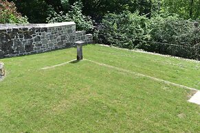 The View, Charming 2-bed Apartment in Shaftesbury,