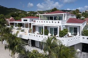 Wharfside Village Hotel