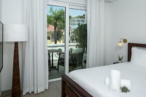 Wharfside Village Hotel