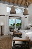 Wharfside Village Hotel