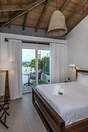 Wharfside Village Hotel