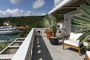 Wharfside Village Hotel