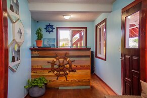 Hotel and Dive Center Roatan Yacht Club