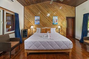 Hotel and Dive Center Roatan Yacht Club