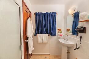 Hotel and Dive Center Roatan Yacht Club