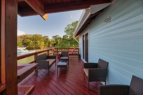 Hotel and Dive Center Roatan Yacht Club