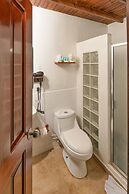 Hotel and Dive Center Roatan Yacht Club