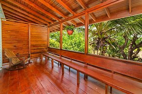 Hotel and Dive Center Roatan Yacht Club